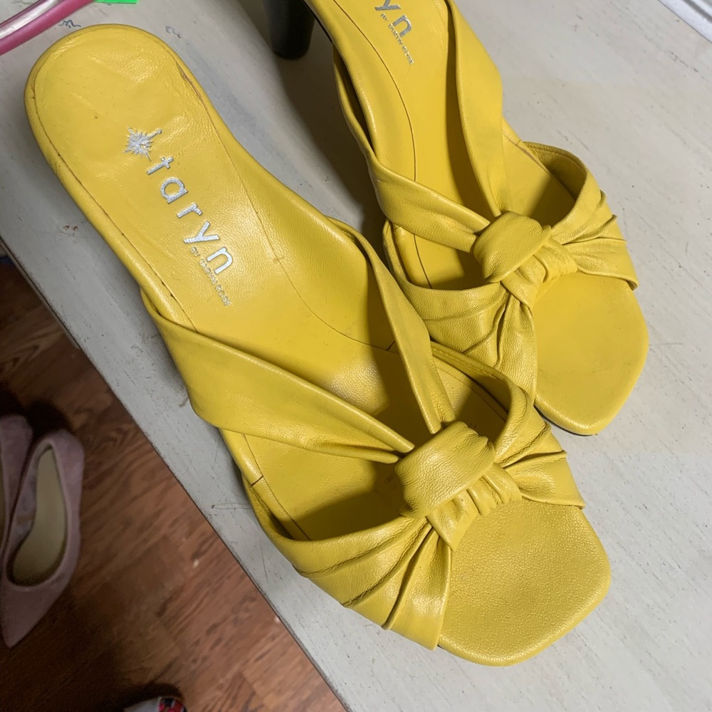 Taryn Rose All leather New w/o box 8-1/2 Mules
